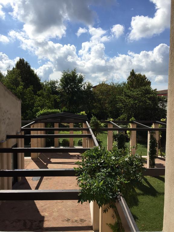 Ca'Bert Villa Dei Glicini Castelnuovo del Garda Exterior photo